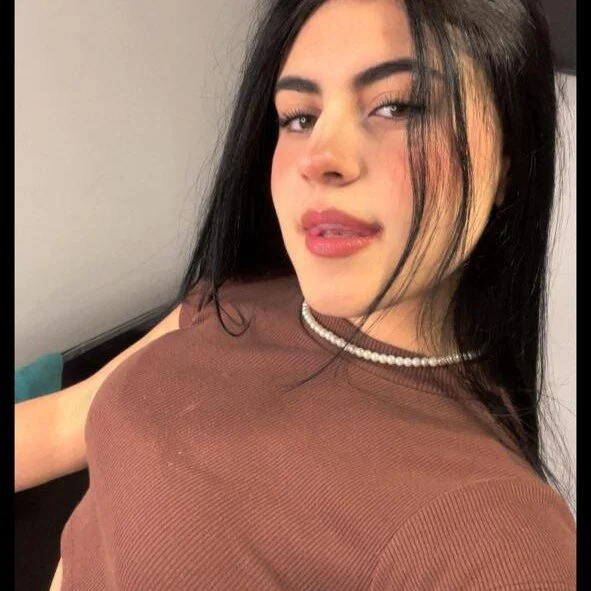 Isis_grey_r profile photo
