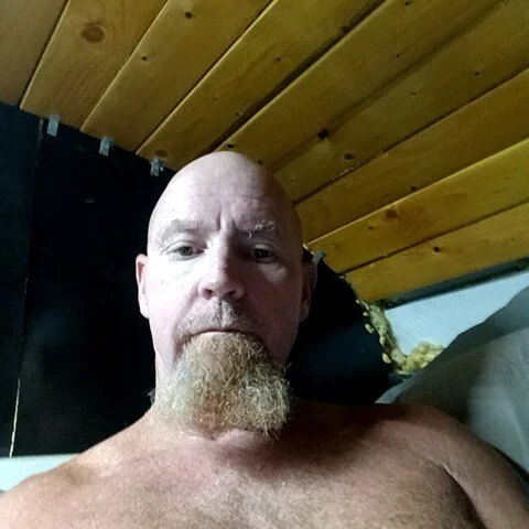 Redhitcher profile photo