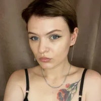 Elli-Lyi's Profile Pic