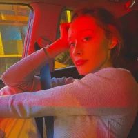 CarmenHale's Avatar Pic