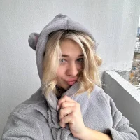 Ivy__summer's Profile Pic