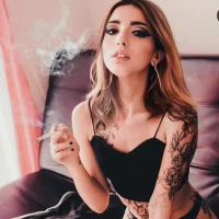 sidneey_lovee avatarbilde