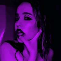 pinkbladez's Profile Pic