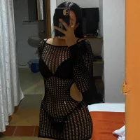 Chloee_Bennett