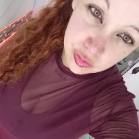 reina_890