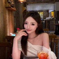 LiLi_King16