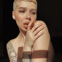 Elise_Day's Avatar Pic