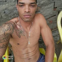 cremoz's Profile Pic