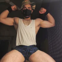 Pink_Anal_Virgin_Boy Adlı Modelin Avatarı