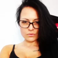 AnnaMey's Profile Pic