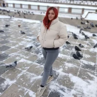 Alisawoods_ 头像图片