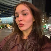 Julie_Peach