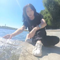 SilviaCollins's Profile Pic