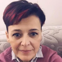 ElviraC Φωτ, Προφίλ