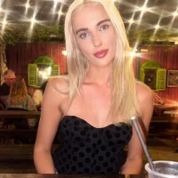 BlondeBombshellAmelia Avatarbild