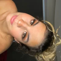 scarlettssworld17's Profile Pic