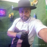 plinket's Profile Pic