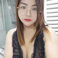 SunnySantos's Profile Pic