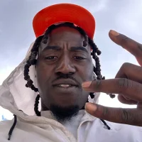 ST27EY's Profile Pic