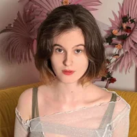 Iris_pure profiképe