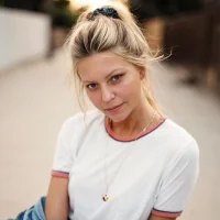 Afina33's Profile Pic