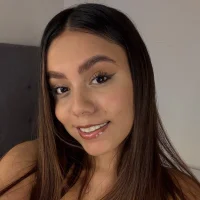 _Sarah_20's Profile Pic