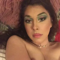 Thiquetranslatina's Profile Pic