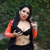 รูปโปรไฟล์ของ NinaTorress