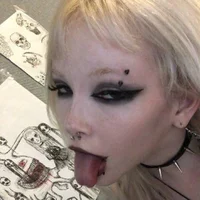 White_Betty's Profile Pic