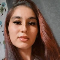 Carla_mo0n's Profile Pic