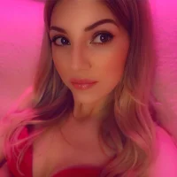 SophiaFine's Profile Pic