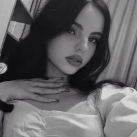 HoIlyColIins's Profile Pic