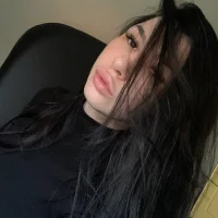 SashaMurmur   的個人資料圖片