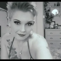 Flirty-Fun72xx 頭像圖片