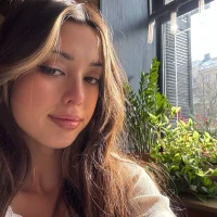 VantaReverie: изображение аватарки