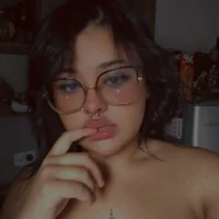 Peachesgarden model avatar