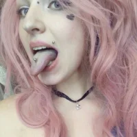 SweetyWeedy's Profile Pic