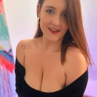 Gambar Profil Maia_Ferrer