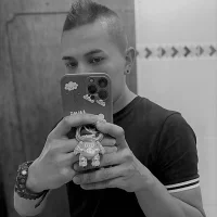 Emmanuel21_'s Profile Pic