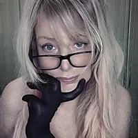 msjuicylucy1982's Avatar Pic