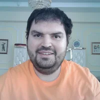 KIZLAZIMYaa 头像图片