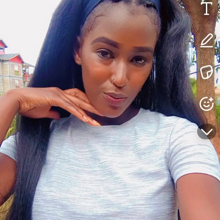 pinky_siaah