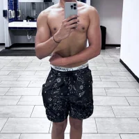 Tu_FavR's Profile Pic