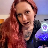 ScarletPanes' Avatar Pic