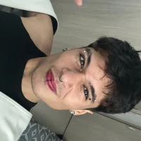 ronald_thompson20's Avatar Pic