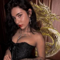 LoveMeTwice666's Avatar Pic