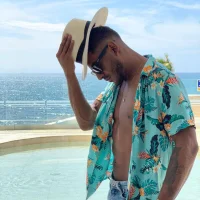 Immagine del profilo di tom_colinn