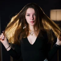 ZanaLayes's Profile Pic