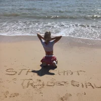 Timide_girl's Profile Pic