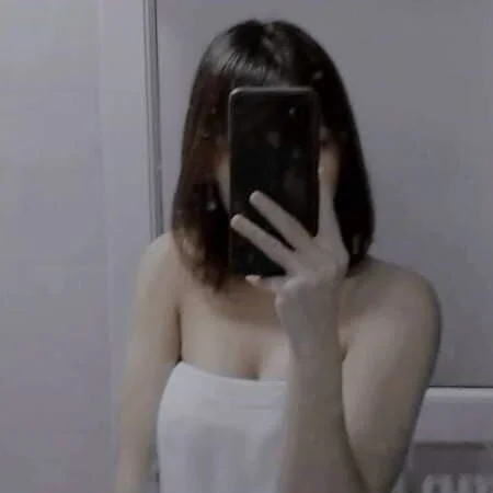 elynna18 profile photo